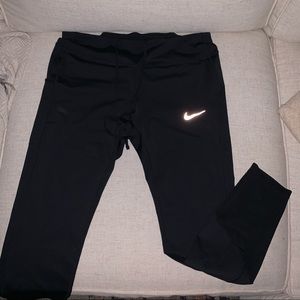 Nike active leggings full length. Sz large